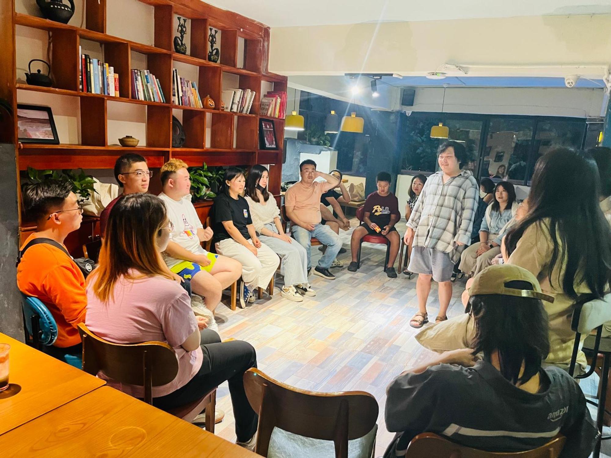 Kunming Upland International Youth Hostel Near The City Center ,2 Mins Walk To The Subway, 2 Mins Walk To The Green Lake, Close To Yuan Tong Temple, Old Street, Yunnan University, English-Speaking Service Convenient Payment And Visa Cards Are Accepte Buitenkant foto
