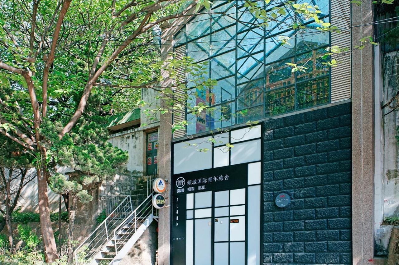 Kunming Upland International Youth Hostel Near The City Center ,2 Mins Walk To The Subway, 2 Mins Walk To The Green Lake, Close To Yuan Tong Temple, Old Street, Yunnan University, English-Speaking Service Convenient Payment And Visa Cards Are Accepte Buitenkant foto